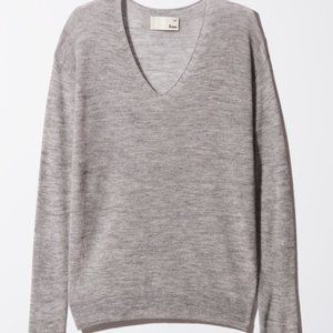Aritzia Varya Sweater S